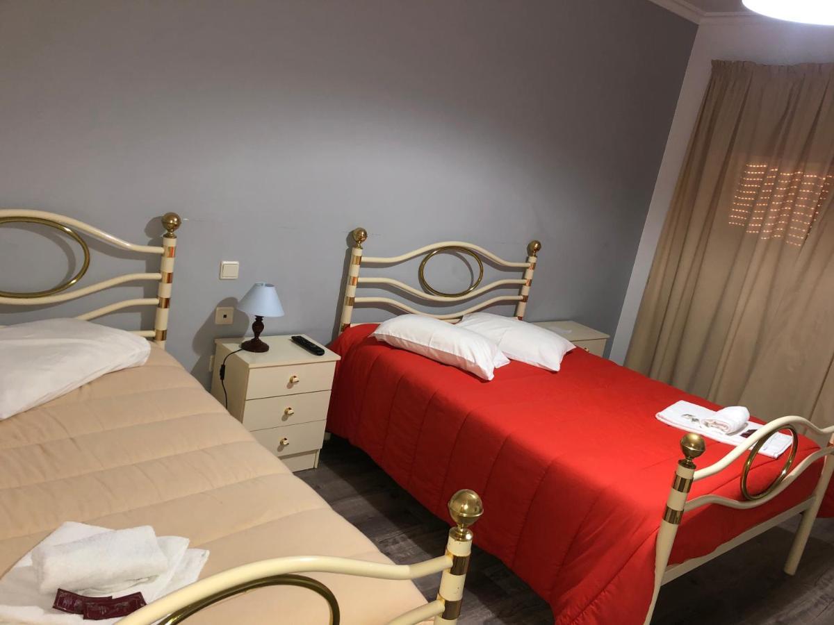 Restaurante Residencial Pizzaria S. Estevao أجويار دا بيرا المظهر الخارجي الصورة